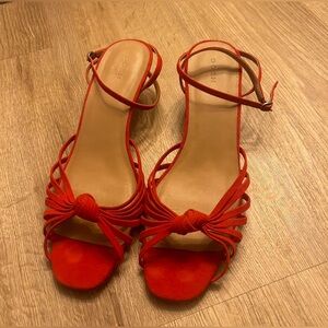 Doen Kitten Heel Suede Sandal